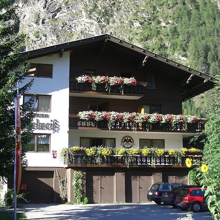 Pension Und Apartment Edelweiss Heiligenblut Exterior foto